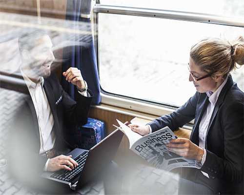 断不了奶的光明地产，亏损2亿净负债率218%！房企巨婴难养