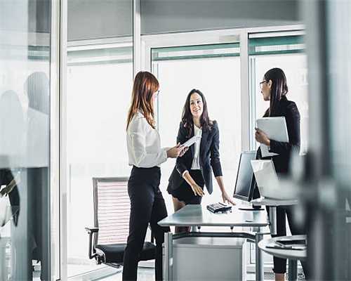 统筹整合各类服务资源，完善养老服务体系！殷勇就养老服务工作调研