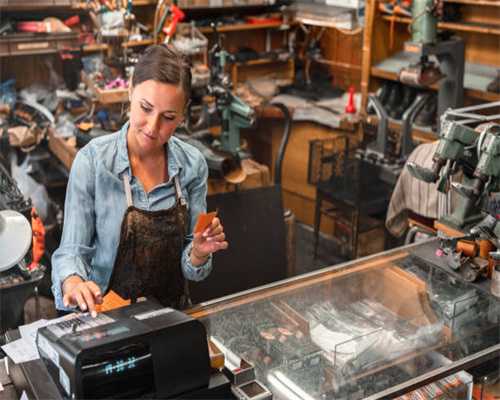 青岛租房即可申请落户，背后有何深意？