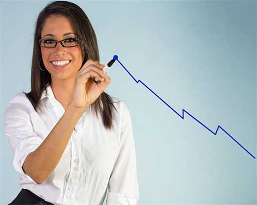 消费陷阱之房产中介乱象：一套照片成多套房源共用“实景”