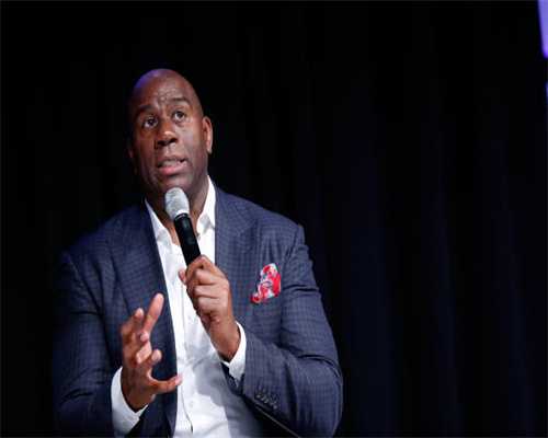 青岛地铁车站里花好月圆 中秋节主题系列活动精彩上演