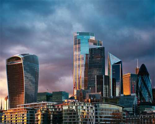 明日星城小区竞选物业有内幕，引众多业主不满