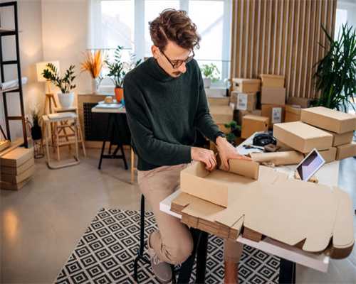 叠翠峰南向望湖珍藏大三房，顶级配套，地铁学校