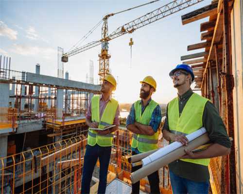 扬州这个新小区的气派大门竟是违建 坚持两年屹立不倒