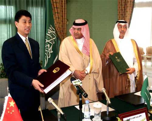 探讨：成都地铁4号线的双桥路站与万年场站，谁距离万年场更近？