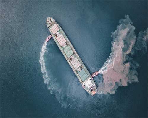 老旧小区居民急盼清楼道杂物，通道被堵增火灾隐患